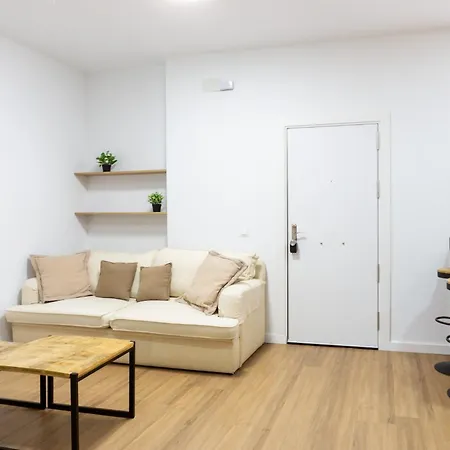 Tiro Comfort Hub * Malaga