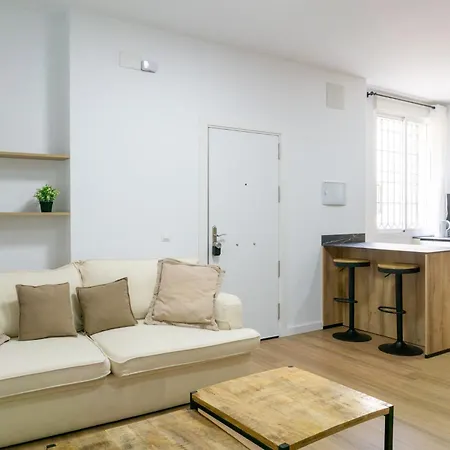 Tiro Comfort Hub Apartment