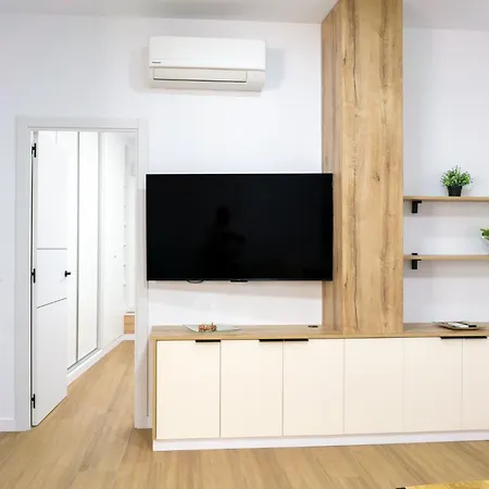 Tiro Comfort Hub Apartment *